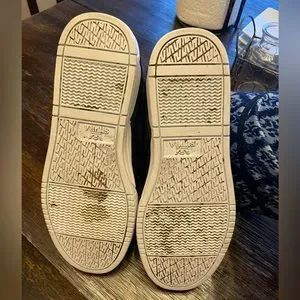 Ultra Rare Supra × Skullcandy, Breaker